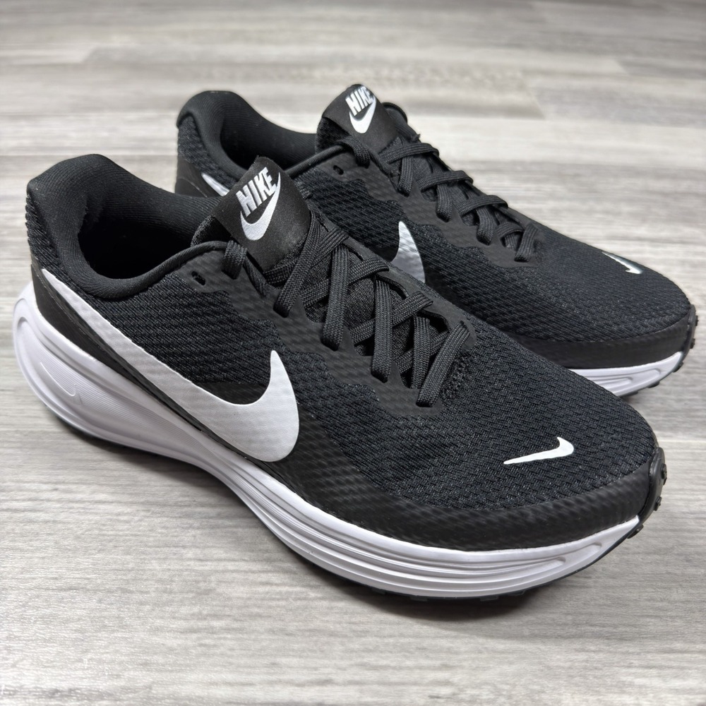 Nike REVOLUTION 8 Women's 8.5 HJ8485-001 Athletic Sneakers Shoe Black White NIB